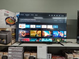 gyári csomagolt UHD SMART LED TV  58" 