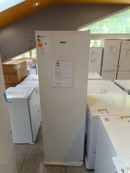 Gyári csomagolt NoFrost-os fagyasztó Gaba GHNF-204W
