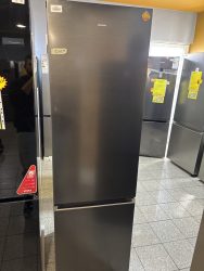 OUTLETES KOMBINÁLT HŰTŐSZEKRÉNY Samsung RB38C607AB1 OUTLETES KOMBINÁLT HŰTŐSZEKRÉNY Samsung RB38C607AB1