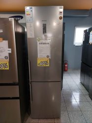 outletes kombinált hűtőszekrény Siemens KG39NXL45